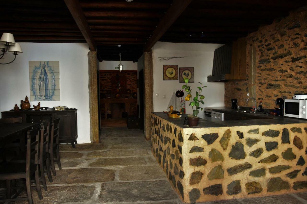 イダーニャ・ア・ノーヴァ Casa Dona Ameliaヴィラ エクステリア 写真